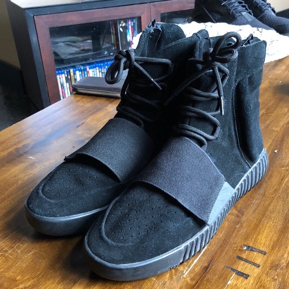 Adidas Yeezy Boost 750